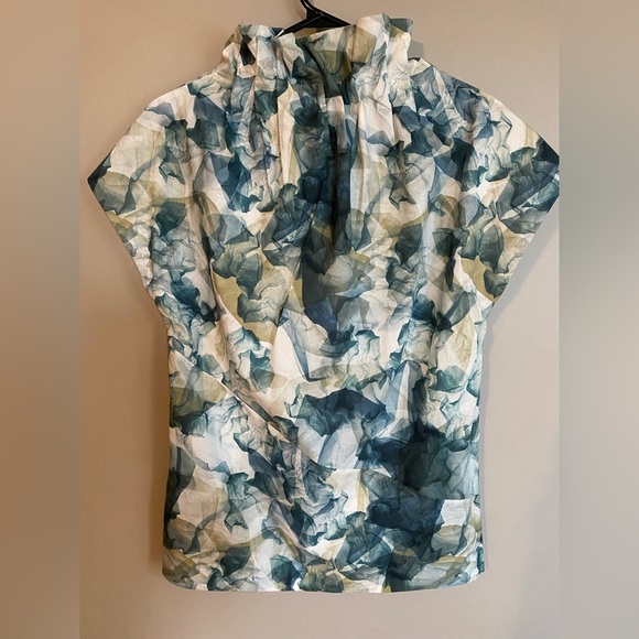 Cos Top with Ruffled Collar in Pastel Watercolours 
Size 2 - Picture 4 of 8